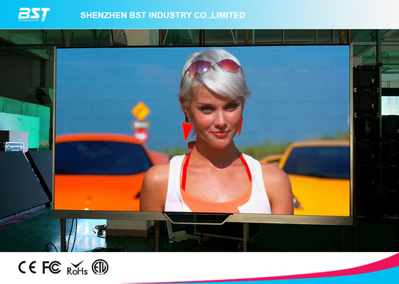 Affichage à LED de la série UHD ¢ 7680Hz Taux de rafraîchissement ultra-haute, hauteur fine des pixels, support natif 2K / 4K / 8K pour les applications premium