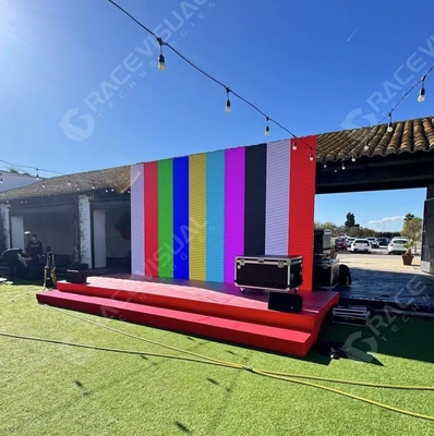 Affichage à LED ORB de 500×1000 mm pour les concerts, les sports et les expositions 7680 Hz Taux de rafraîchissement 4500 nits Luminosité étanche à l'eau et à la poussière